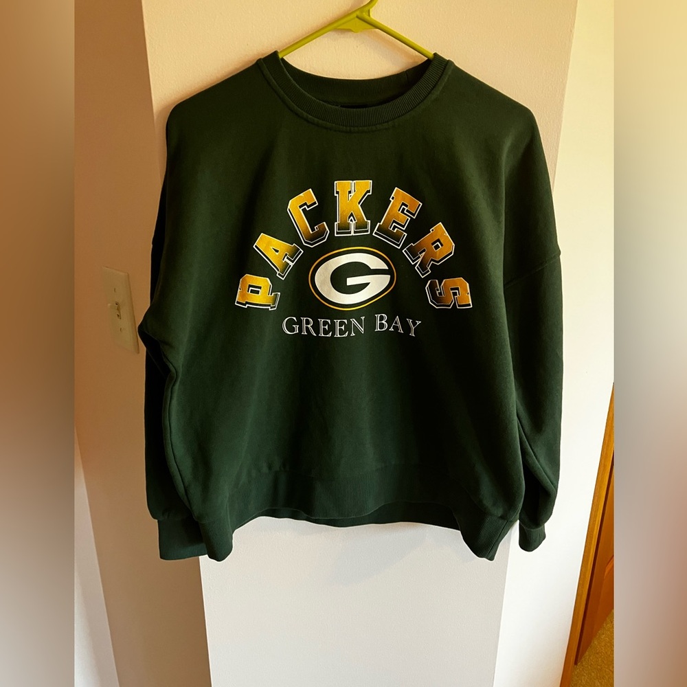 EUC Women’s Green Bay Packers G-III 4HER Sweatshirt